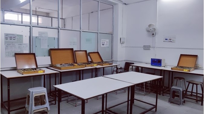 Applied Electronics Lab 1