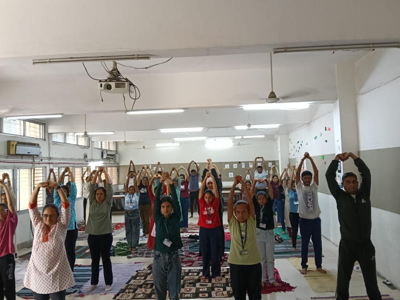 Yoga Day – Stretching