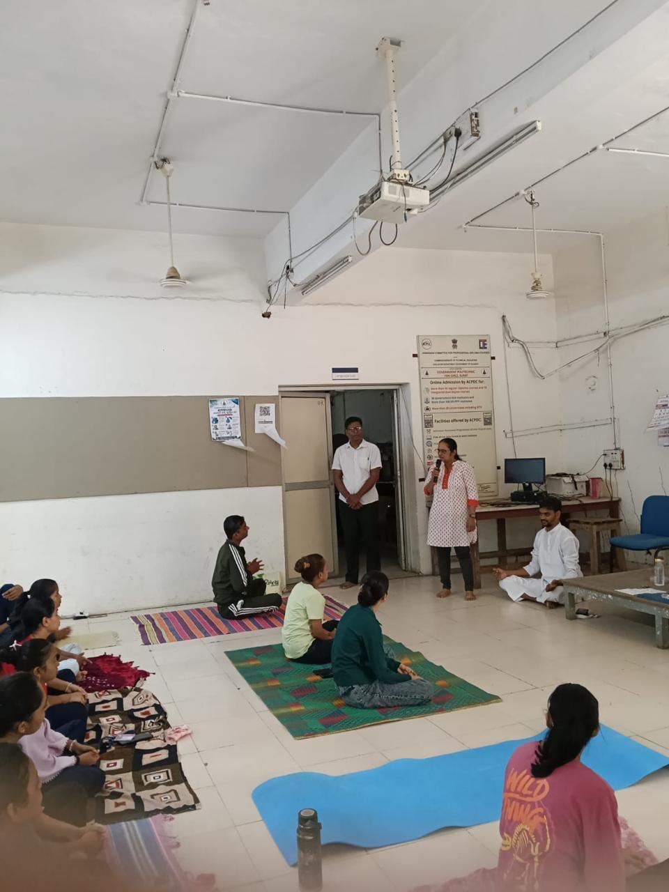Yoga Day – Stretching